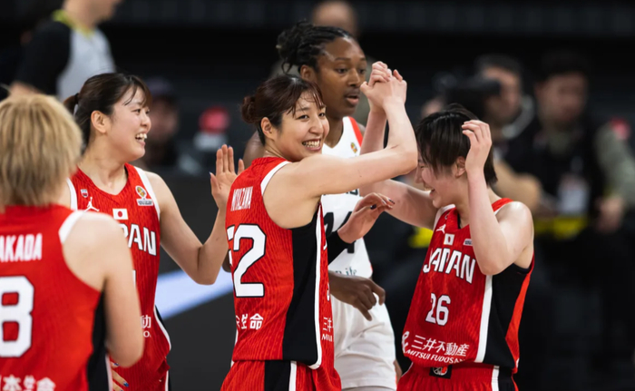 中国女篮力克巴西晋级世界杯 日本队惊险逆袭锁