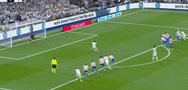 皇马双线告捷复仇马竞 巴萨五连胜领跑西甲