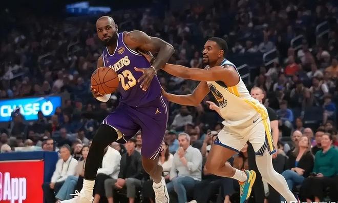 詹姆斯26+11+8率湖人逆转勇士 终结三连败登顶西部