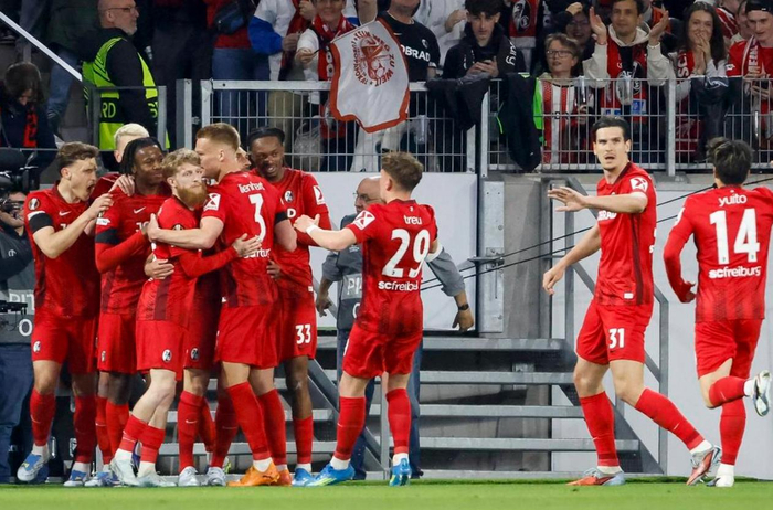 阿斯顿维拉力克博洛尼亚晋级，塞尔塔惨败波尔